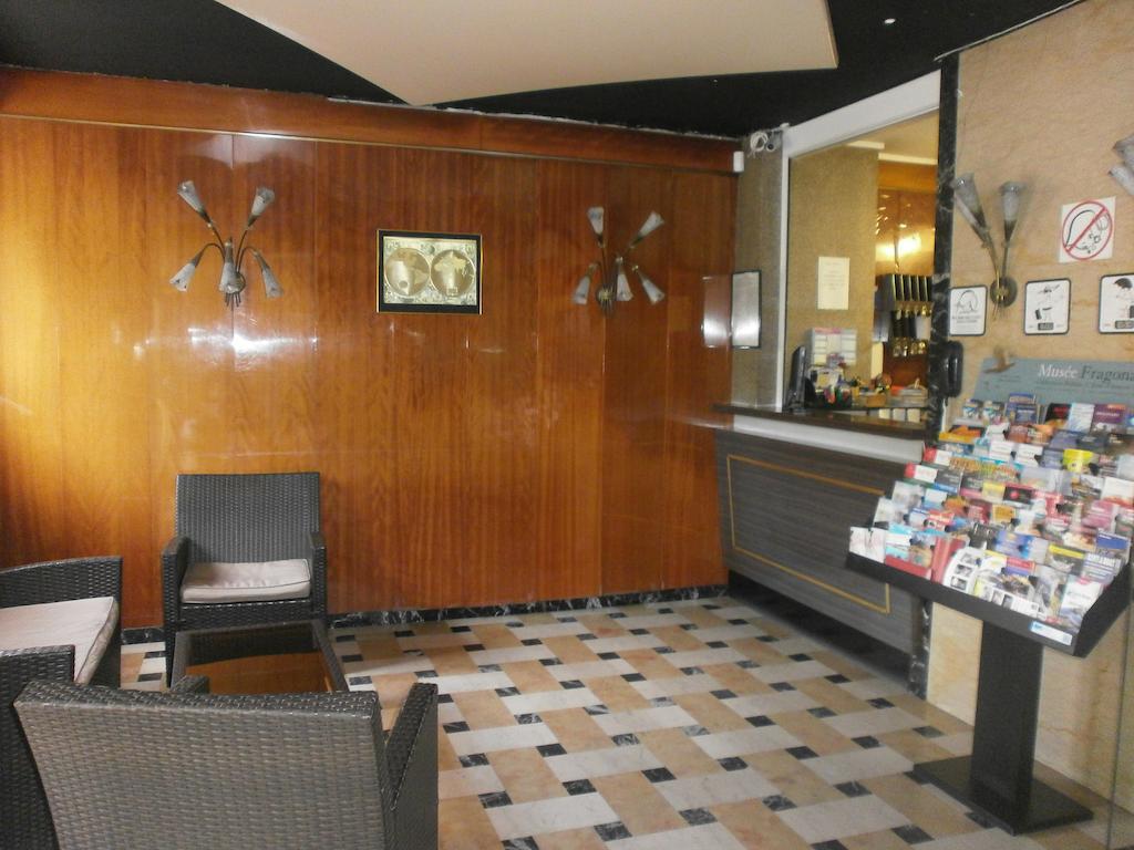 Hotel Magnan 2*